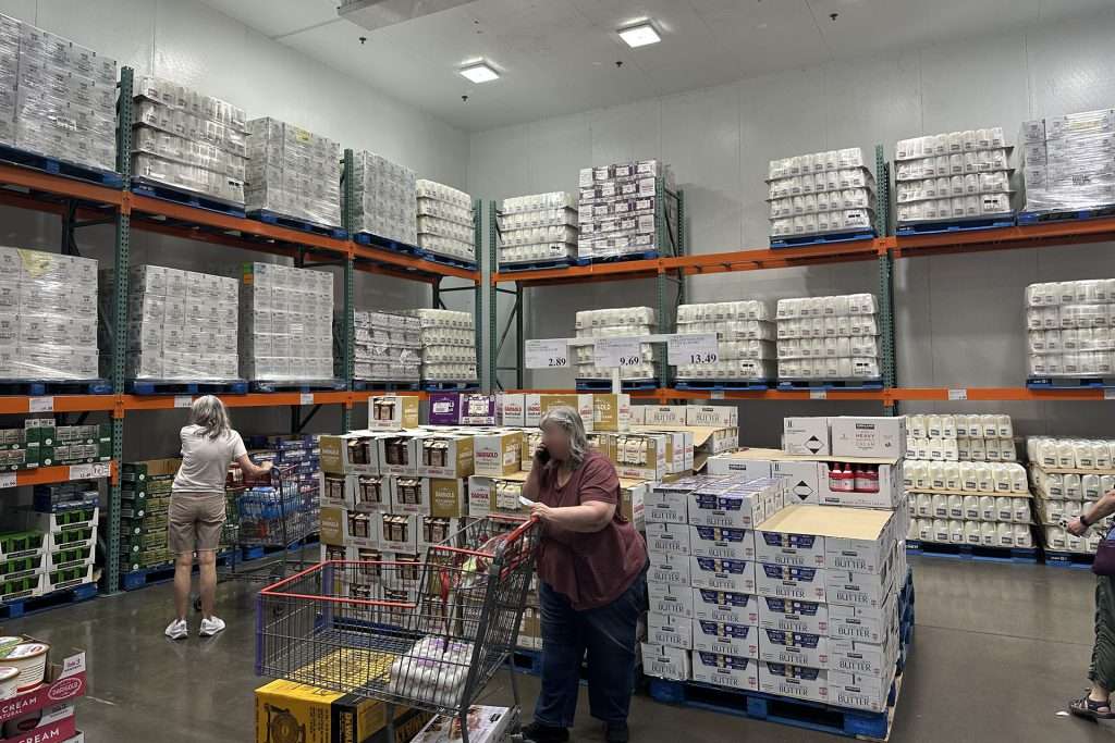 Pallet Rack in Costco