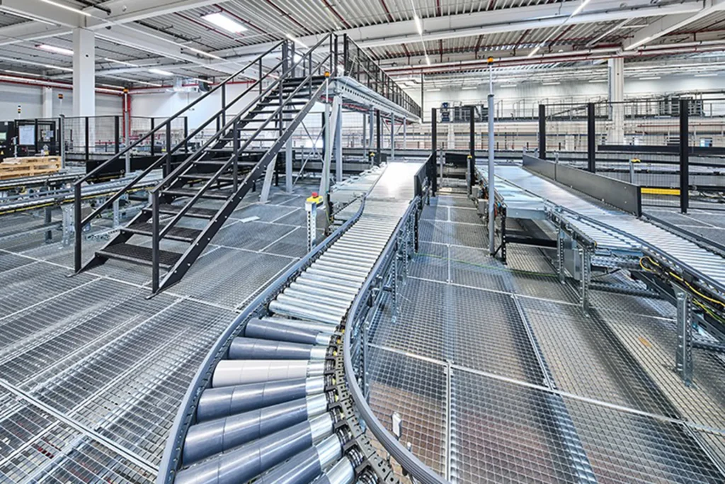 Example A Combining Mezzanines with Conveyor Systems -1