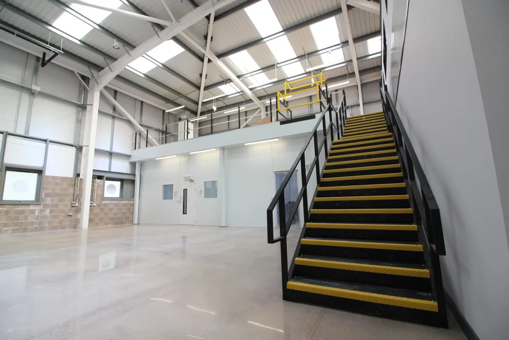 Mezzanine Cleanroom